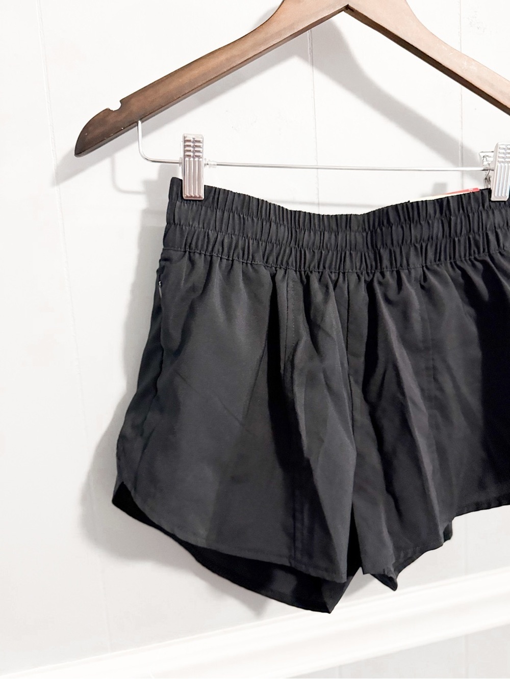 NWT All In Motion Mid Rise Run Shorts - Picture 2 of 5
